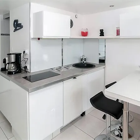 Mezzanine Lips Village Naturiste Apartamento *